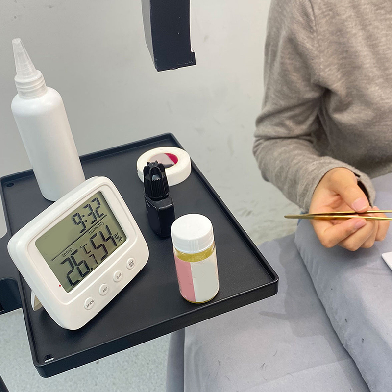 【M】1個入り調整可能なまつげトレイホルダー、リングライト用 - Eyelash Extension London のレビューと価格
